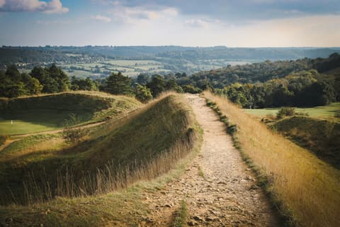 A country road near Painswick and Stroud